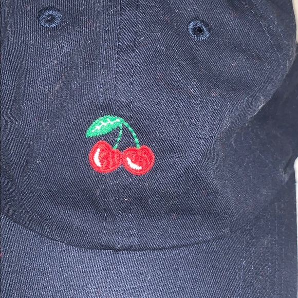 Brandy Melville navy or black cherry has all hat - Picture 3 of 7